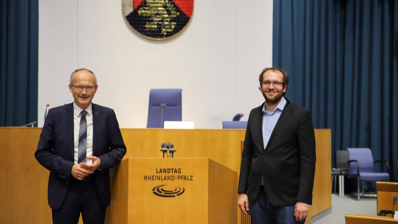 Der Vorsitzende des Rechtsausschusses Dr. Helmut Martin (links) und der stellvertretende Vorsitzende Christoph Spies (rechts)