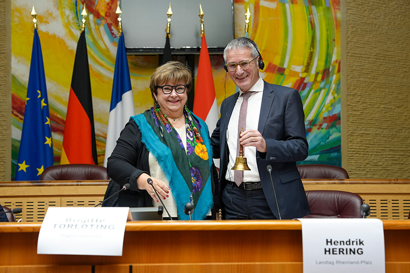 Rheinland-Pfalz hat am 9. Dezember 2022 im Plenarsaal der Region Grand Est in Metz