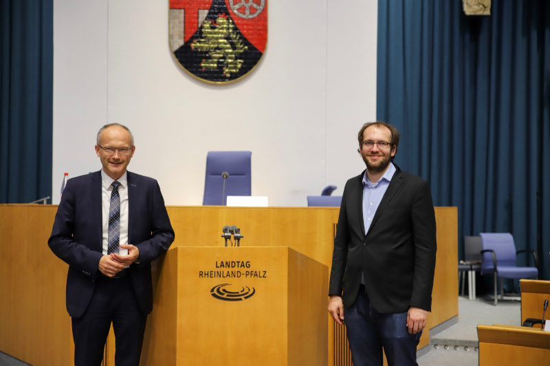 Der Vorsitzende des Rechtsausschusses Dr. Helmut Martin (links) und der stellvertretende Vorsitzende Christoph Spies (rechts)